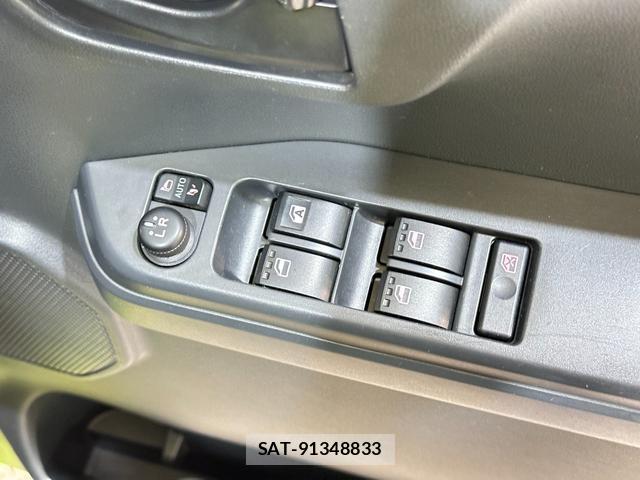 Daihatsu WAKE 2016-11 8071694-9