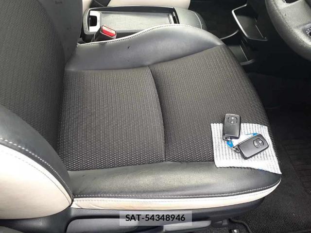 Toyota WISH 2015-07 8071002-8