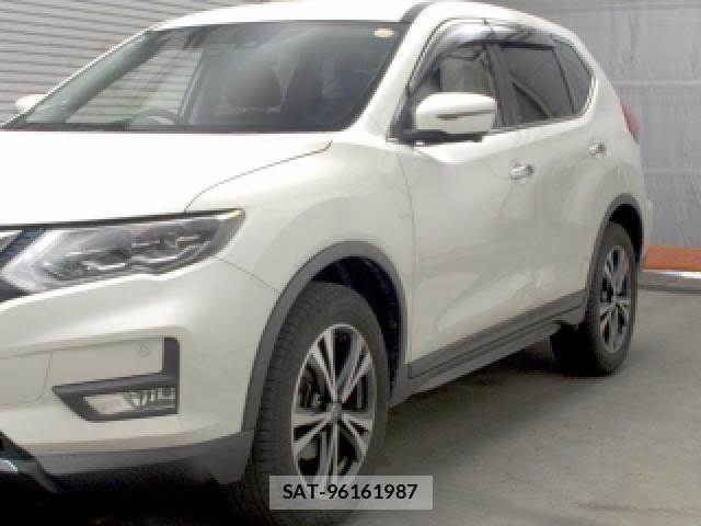 Nissan X-TRAIL 2018-01 8071007-3