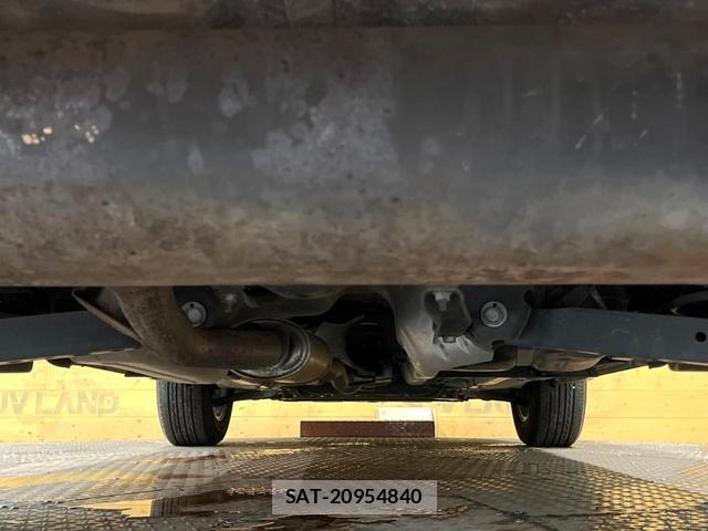 Nissan X-TRAIL 2016-07 8071073-18