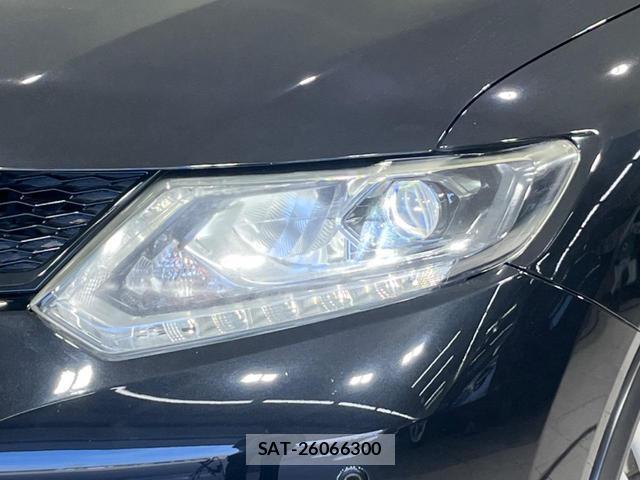 Nissan X-TRAIL 2015-11 8071155-11