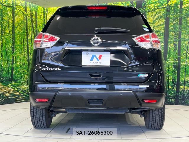 Nissan X-TRAIL 2015-11 8071155-14