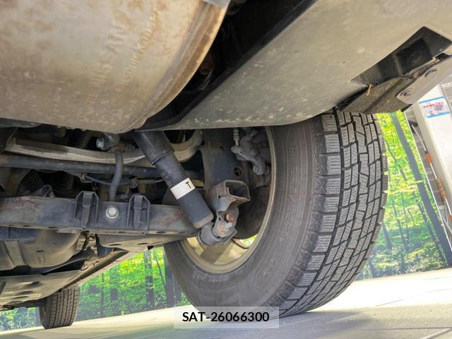 Nissan X-TRAIL 2015-11 8071155-19