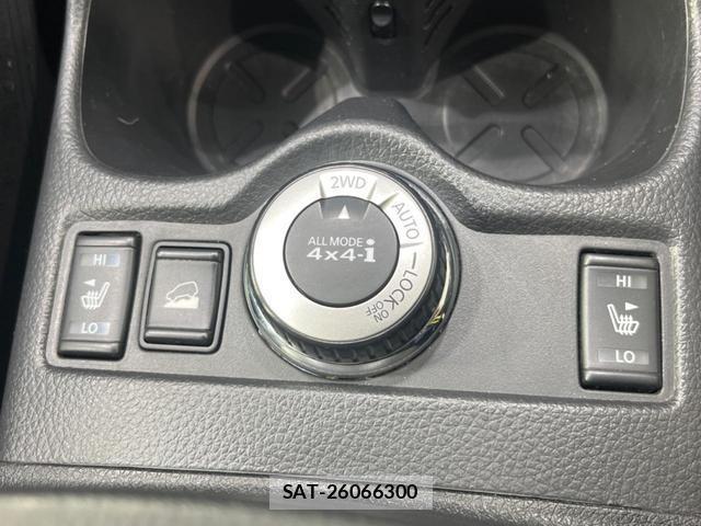 Nissan X-TRAIL 2015-11 8071155-5