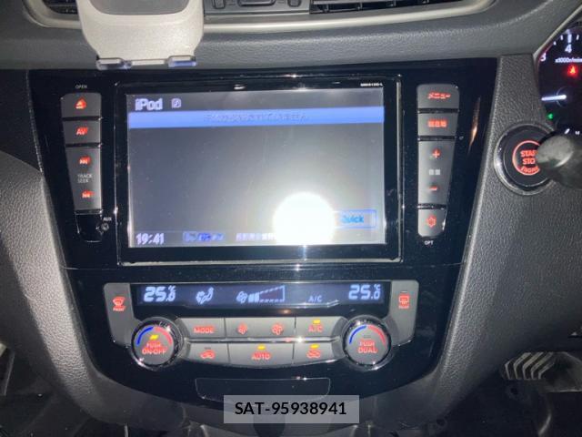 Nissan X-TRAIL 2014-02 8071309-18