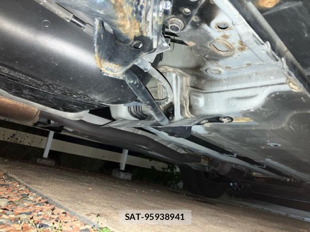 Nissan X-TRAIL 2014-02 8071309-3