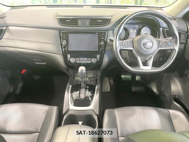 Nissan X-TRAIL 2019-01 8071406-1