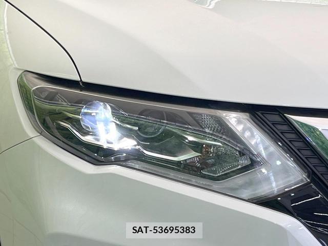 Nissan X-TRAIL 2017-08 8071585-11