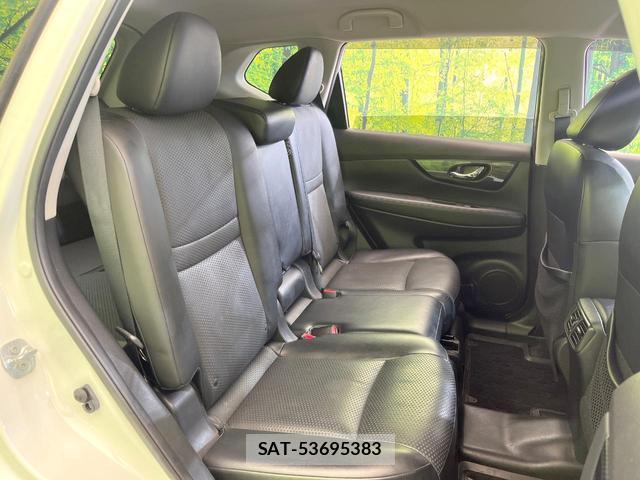 Nissan X-TRAIL 2017-08 8071585-8