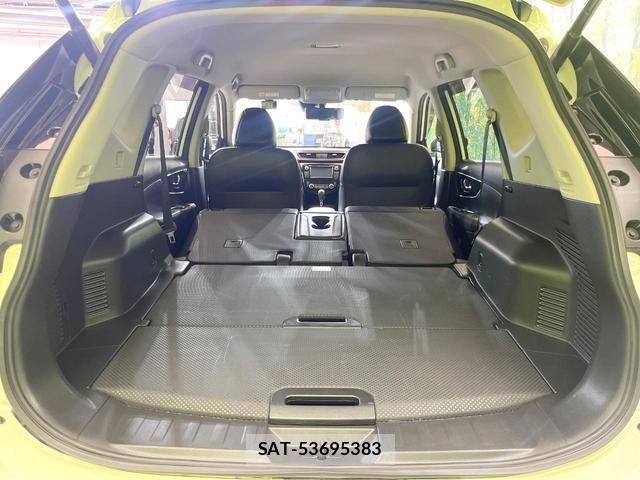 Nissan X-TRAIL 2017-08 8071585-9