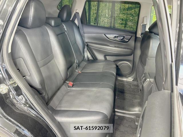 Nissan X-TRAIL 2019-07 8071602-8