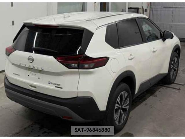 Nissan X-TRAIL 2024-08 8071770-1