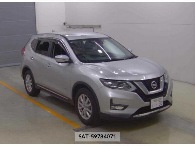 Nissan X-TRAIL 2018-02 8071780-0