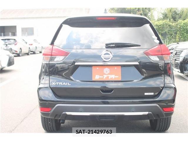 Nissan X-TRAIL 2017-07 8071954-16