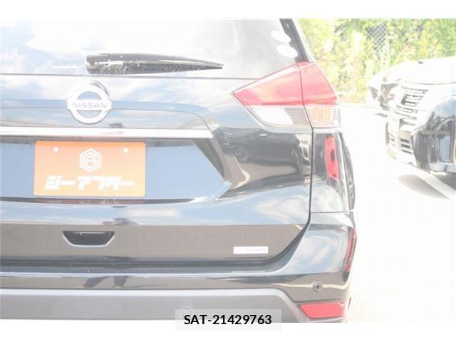 Nissan X-TRAIL 2017-07 8071954-18