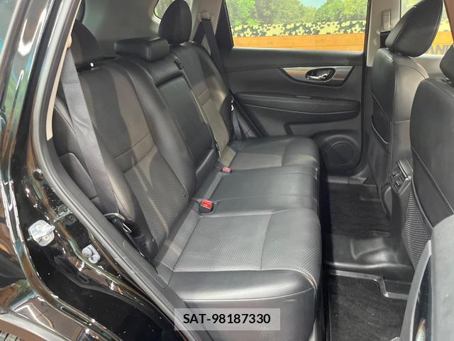 Nissan X-TRAIL 2016-02 8072231-8