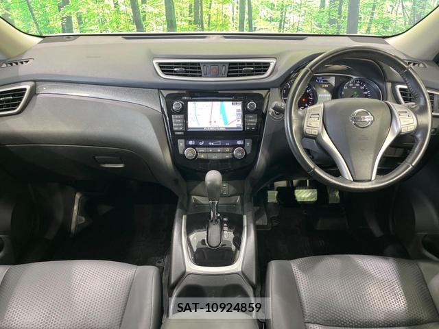 Nissan X-TRAIL 2015-10 8072265-1
