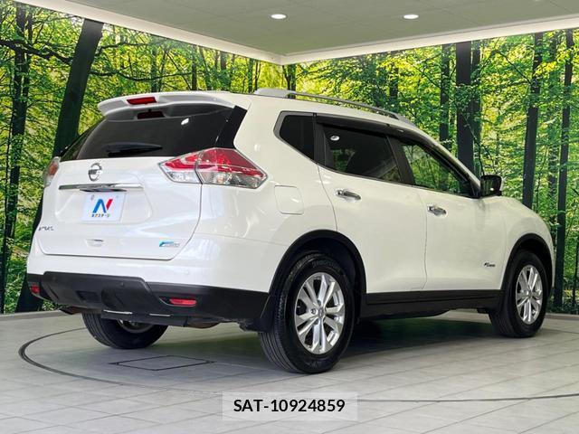 Nissan X-TRAIL 2015-10 8072265-16