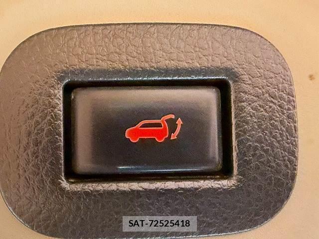 Nissan X-TRAIL 2016-07 8072363-14