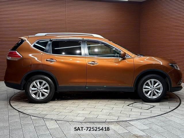Nissan X-TRAIL 2016-07 8072363-17