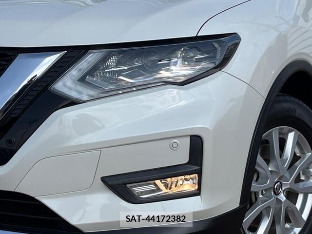 Nissan X-TRAIL 2017-07 8072373-11