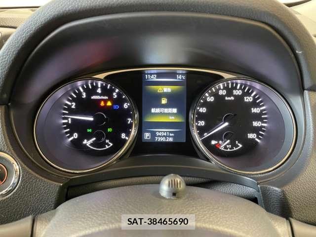 Nissan X-TRAIL 2015-10 8072423-16