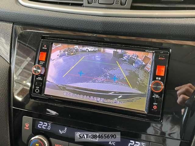 Nissan X-TRAIL 2015-10 8072423-4