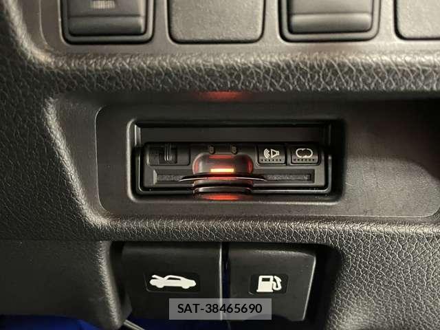 Nissan X-TRAIL 2015-10 8072423-5