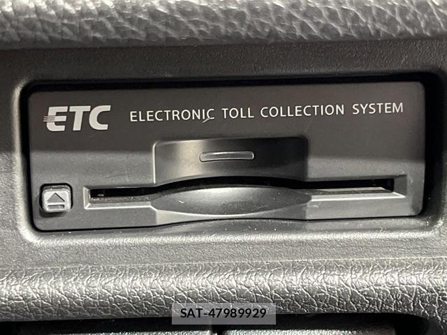 Nissan X-TRAIL 2015-11 8072492-6