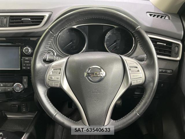 Nissan X-TRAIL 2015-08 8072494-10