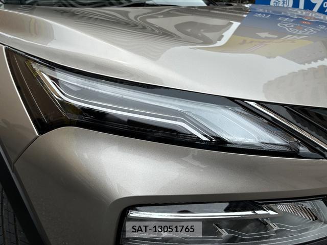 Nissan X-TRAIL 2022-07 8072546-2