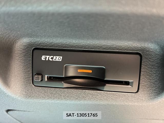 Nissan X-TRAIL 2022-07 8072546-9