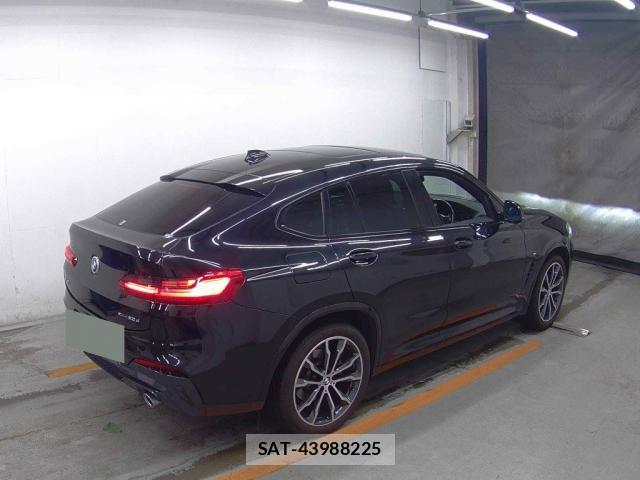Bmw X4 2021-04 8072202-1