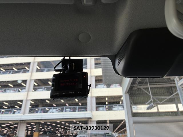 Suzuki X BEE 2021-08 8072287-17