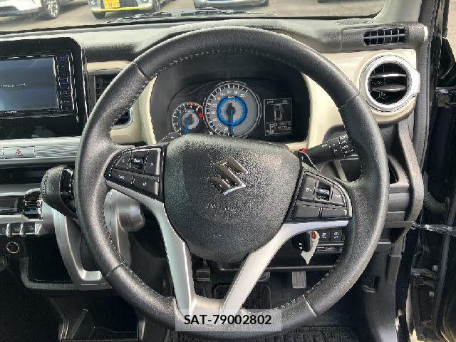 Suzuki X BEE 2019-06 8072532-8
