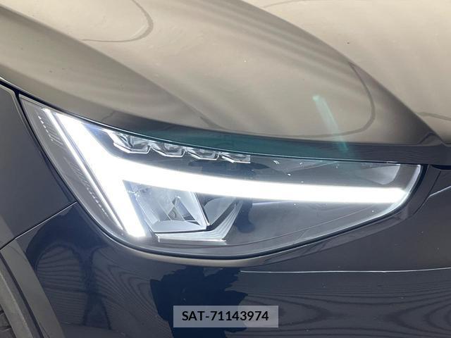 Volvo XC40 2023-09 8070907-14