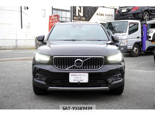 Volvo XC40 2021-05 8071912-4