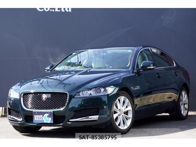 Jaguar XF 2017-02 8072549-1