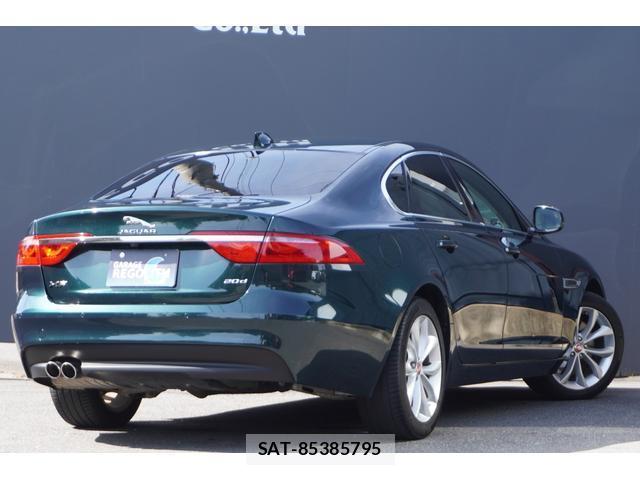 Jaguar XF 2017-02 8072549-7