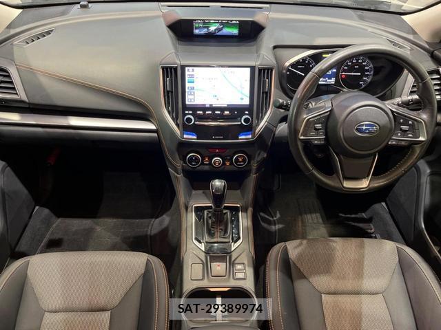Subaru XV 2017-07 8071203-1