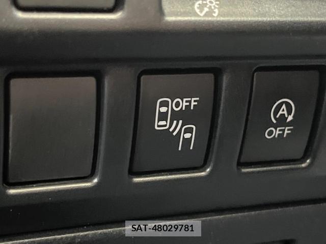 Subaru XV 2018-06 8071207-3