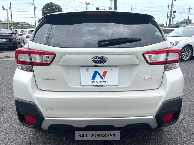 Subaru XV 2017-09 8071621-15