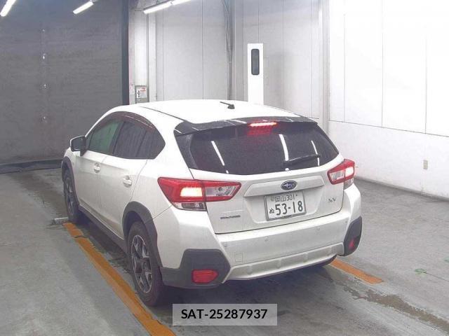 Subaru XV 2019-01 8071800-1