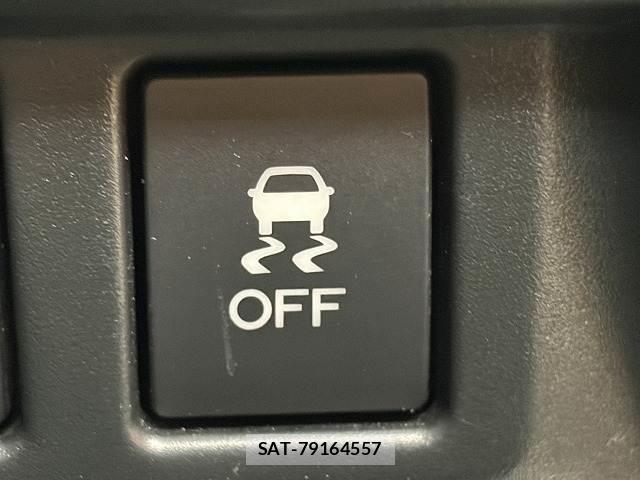 Subaru XV 2017-09 8072364-14