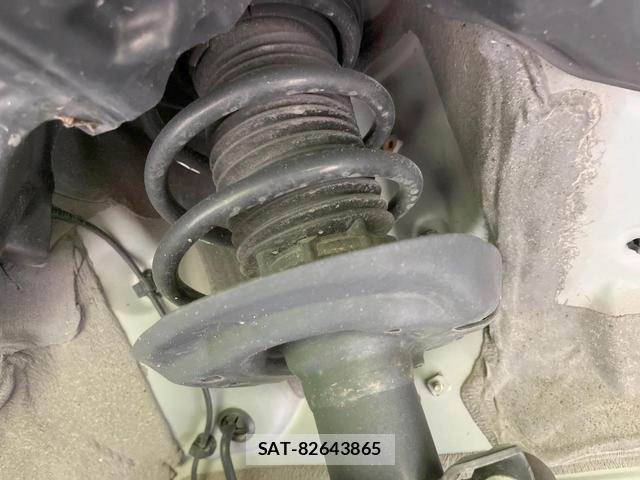 Toyota YARIS CROSS 2021-09 8071382-19