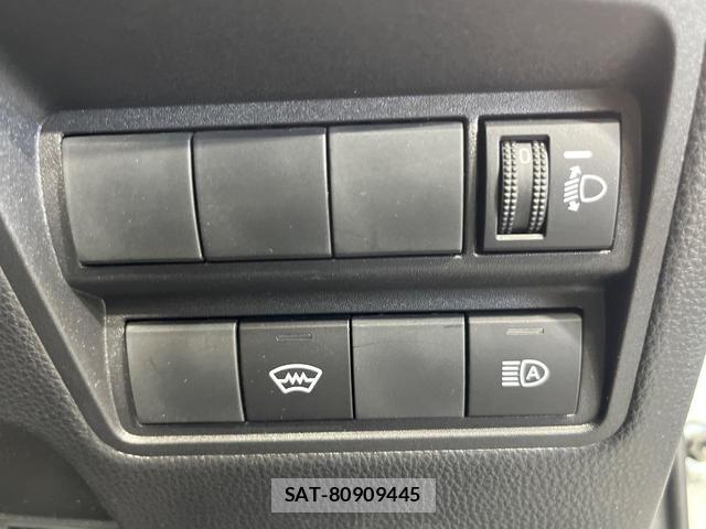 Toyota YARIS CROSS 2025-06 8071393-6