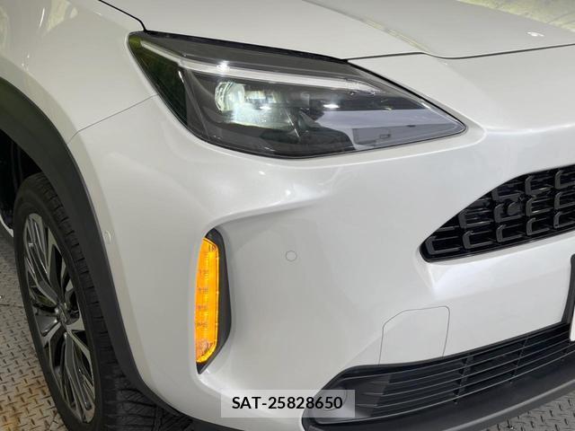 Toyota YARIS CROSS 2023-09 8071488-11
