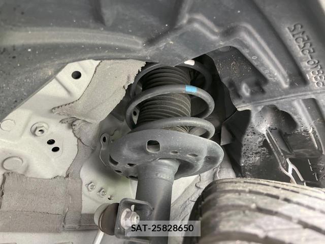 Toyota YARIS CROSS 2023-09 8071488-19