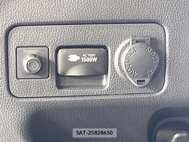 Toyota YARIS CROSS 2023-09 8071488-6
