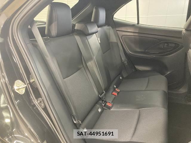 Toyota YARIS CROSS 2025-04 8071544-5